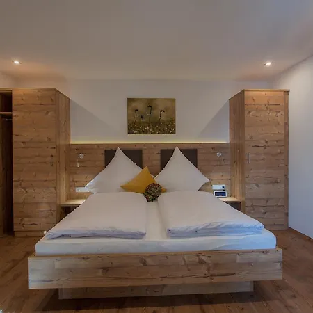 Apartment Konrad Ehrwald